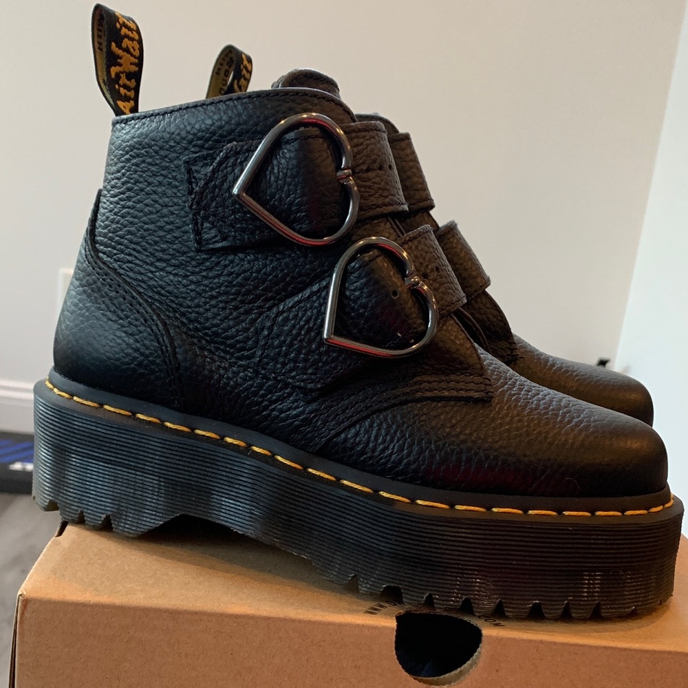 Dr. Martens Devon Heart Black Platform Ankle Boots - Picture 3 of 4